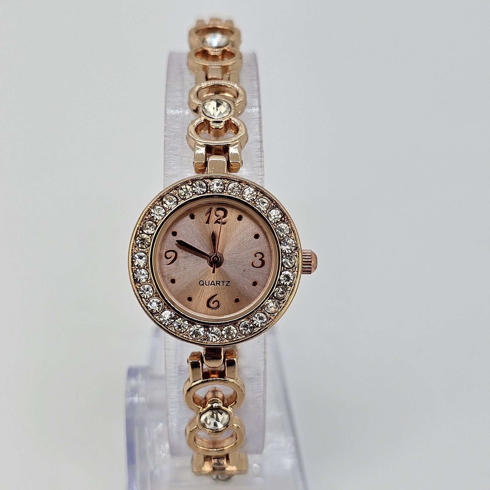 24mm Womens Watch Gold Dial Crystal Bezel Gold Bracelet Band 7 New Battery